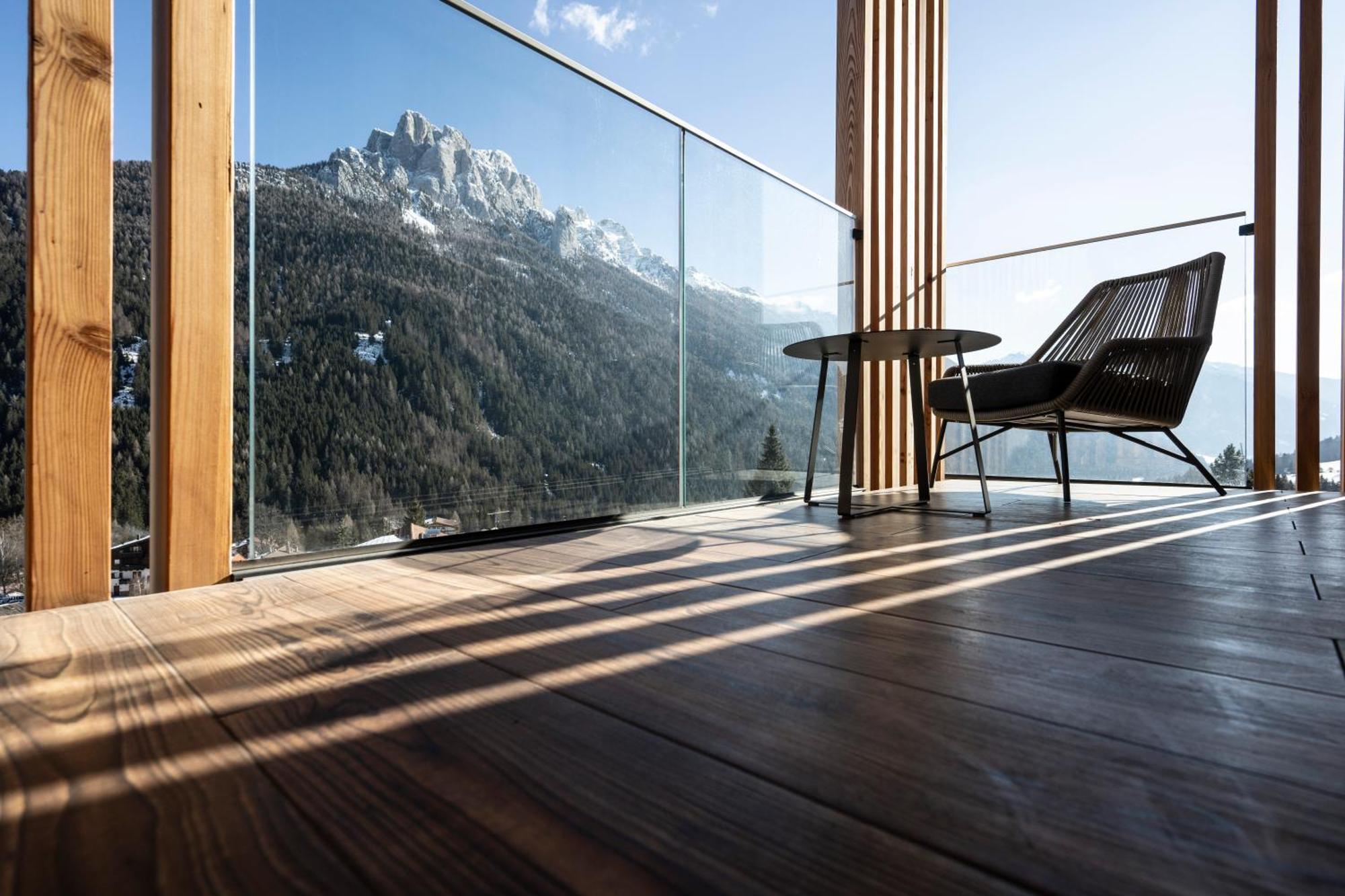Ciampedie Luxury Alpine Spa Hotel 维哥迪法萨 外观 照片