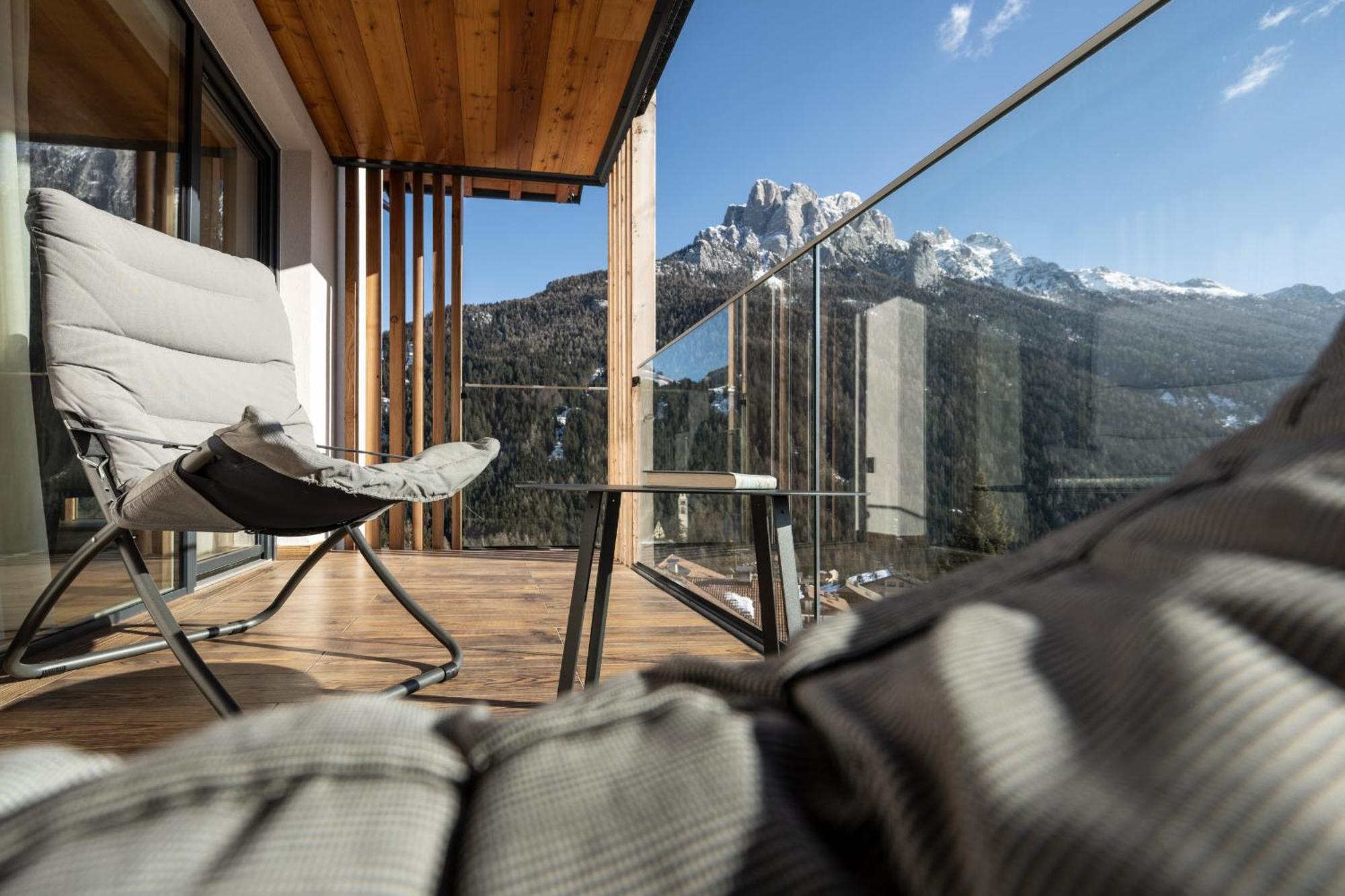 Ciampedie Luxury Alpine Spa Hotel 维哥迪法萨 外观 照片